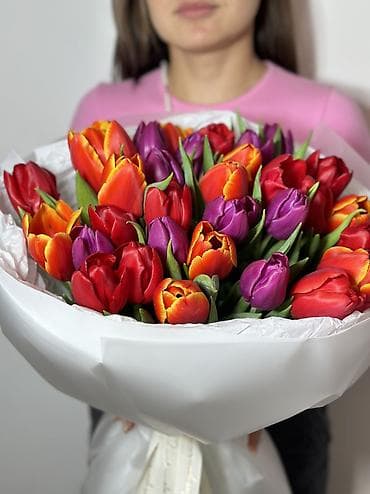 Бонбоньерки: Яркий букет тюльпанов в дизайнерской упаковке. 15шт - 2400с 21шт - at lalafo.kg — 5 Бонбоньерки: Яркий букет тюльпанов в дизайнерской упаковке. 15шт - 2400с 21шт - — 5