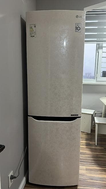 Холодильник LG, Б/у, Двухкамерный, Total no frost, 60 * 190 * 60 at lalafo.kg Холодильник LG, Б/у, Двухкамерный, Total no frost, 60 * 190 * 60