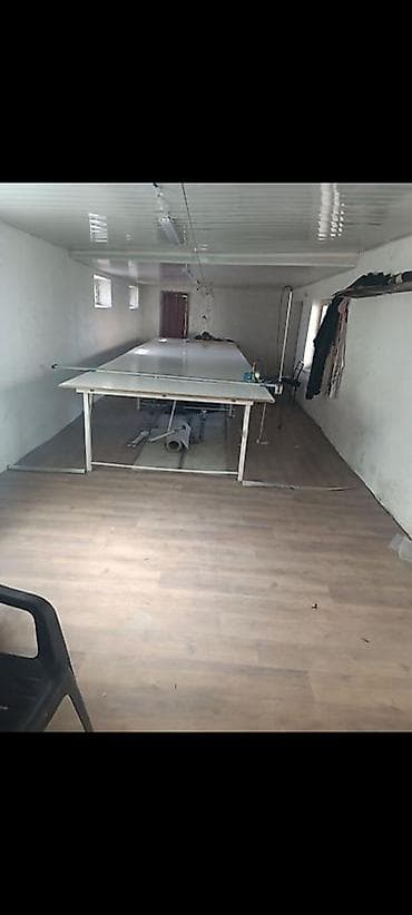 Маевка. Сдается швейный цех Площадь: 150м2; 8 соток 1-этаж Трех at lalafo.kg Маевка. Сдается швейный цех Площадь: 150м2; 8 соток 1-этаж Трех