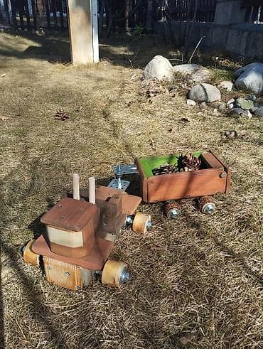 Claas тракторлор: Деревянный игрушечный тягач с прицепом. - Ручная работа из lalafo.kg да — 8 Claas тракторлор: Деревянный игрушечный тягач с прицепом. - Ручная работа из — 8