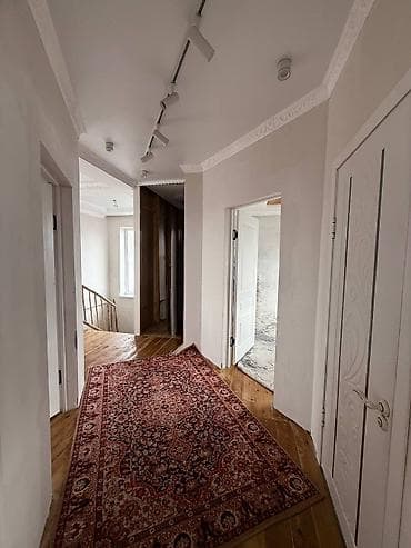 Продажа дач: Продаётся двухэтажный кирпичный дом с ограждённым участком и отдельной at lalafo.kg — 2 Продажа дач: Продаётся двухэтажный кирпичный дом с ограждённым участком и отдельной — 2