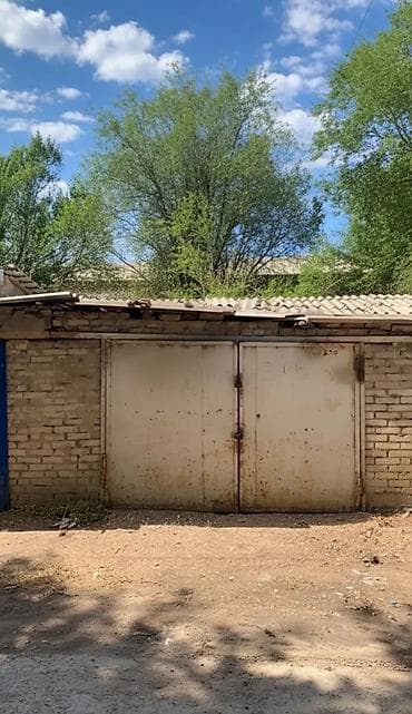 12 м², Кирпичный at lalafo.kg 12 м², Кирпичный