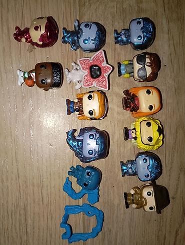 Коллекция фигурок очень странные дела Киндер Джой все на фото at lalafo.kg Коллекция фигурок очень странные дела Киндер Джой все на фото