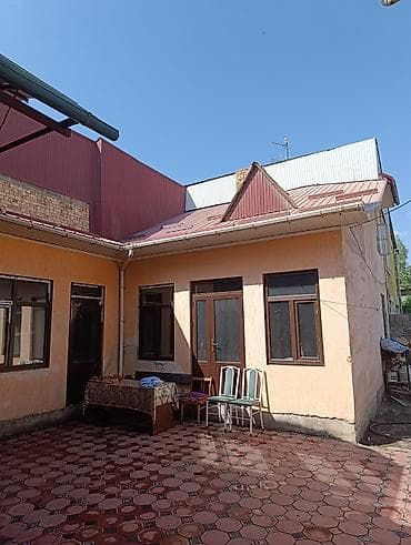 Продаётся двухэтажный жилой дом с внутренним двором. - Планировка at lalafo.kg Продаётся двухэтажный жилой дом с внутренним двором. - Планировка