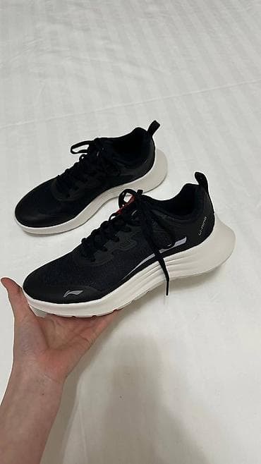 Кроссовки Li-Ning. Стильная спортивная и повседневная обувь с lalafo.kg да Кроссовки Li-Ning. Стильная спортивная и повседневная обувь с