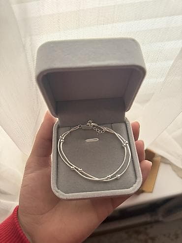 Төш белгилер: Новый Серебристый браслет в подарочной коробочке. - Двухрядный lalafo.kg да — 2 Төш белгилер: Новый Серебристый браслет в подарочной коробочке. - Двухрядный — 2