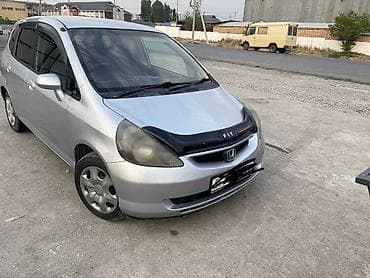 Honda Fit: 2003 г., 1.3 л, Вариатор, Бензин, Хэтчбэк at lalafo.kg Honda Fit: 2003 г., 1.3 л, Вариатор, Бензин, Хэтчбэк