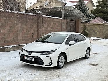 Toyota Corolla: 2019 г., 1.8 л, Вариатор, Гибрид, Седан at lalafo.kg Toyota Corolla: 2019 г., 1.8 л, Вариатор, Гибрид, Седан