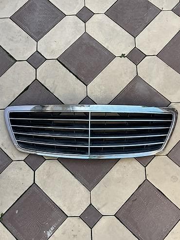 Решётка радиатора для автомобиля. Решётка радиатора на Mercedes W124 lalafo.kg да Решётка радиатора для автомобиля. Решётка радиатора на Mercedes W124