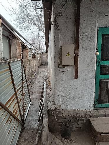 Продажа дач: Продаю дом в районе Щербакова Молодая гвардия 4 сотки правильной at lalafo.kg — 3 Продажа дач: Продаю дом в районе Щербакова Молодая гвардия 4 сотки правильной — 3