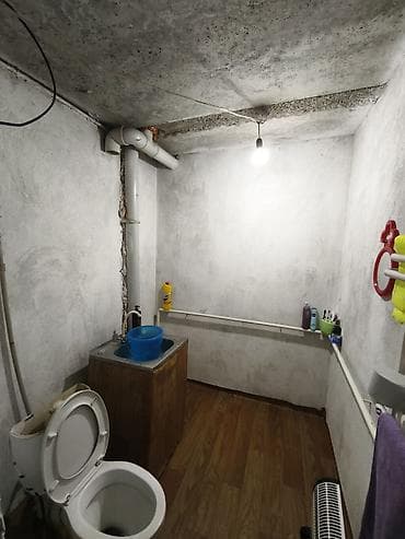 УАЗ: 1 бөлмө, 41 м², Элитка, Жертөлө кабаты кабат, Эски ремонт lalafo.kg да — 5 УАЗ: 1 бөлмө, 41 м², Элитка, Жертөлө кабаты кабат, Эски ремонт — 5