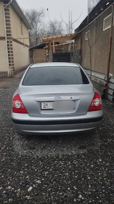 Hyundai Elantra: 2004 г., 1.6 л, Механика, Бензин, Седан at lalafo.kg — 2 Hyundai Elantra: 2004 г., 1.6 л, Механика, Бензин, Седан — 2