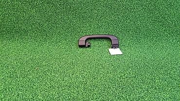 Ручка салона потолочная задн правая Е60 7 033 662 Год 2005 В отличном at lalafo.kg Ручка салона потолочная задн правая Е60 7 033 662 Год 2005 В отличном