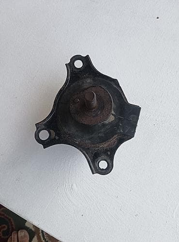 Подушка мотора Honda 2003 г., Б/у, Оригинал, Япония at lalafo.kg Подушка мотора Honda 2003 г., Б/у, Оригинал, Япония