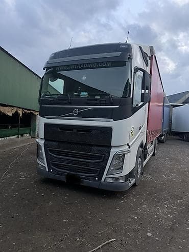 Тягач, Volvo, 2018 г., Шторный at lalafo.kg Тягач, Volvo, 2018 г., Шторный