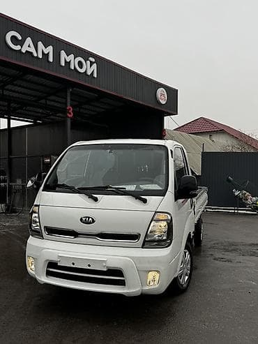 Легкий грузовик, Kia, Стандарт, 2 т, Б/у at lalafo.kg Легкий грузовик, Kia, Стандарт, 2 т, Б/у