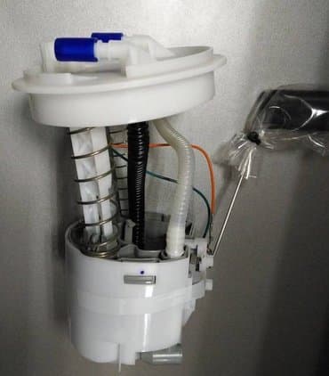 Мазда демио 1997г-2007г есть все! крышка бензонасоса. крышка от at lalafo.kg Мазда демио 1997г-2007г есть все! крышка бензонасоса. крышка от