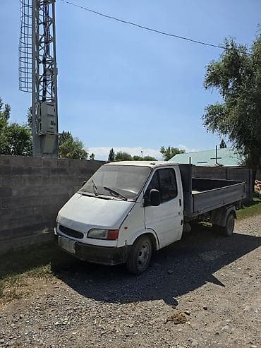 Легкий грузовик, Ford, Стандарт, 3 т, Б/у at lalafo.kg Легкий грузовик, Ford, Стандарт, 3 т, Б/у