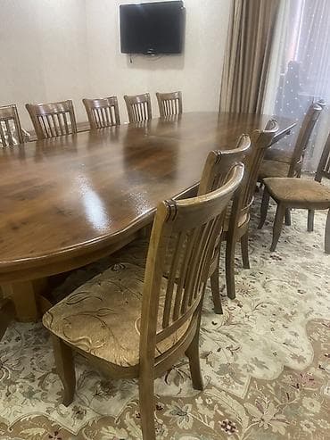 Стол и стул для зала, цвет - Коричневый at lalafo.kg Стол и стул для зала, цвет - Коричневый