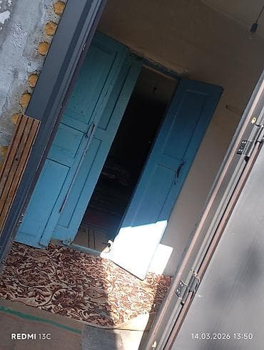 Сдаётся домдля семьи . Есть буржуйка, вода в доме, частично с мебелью at lalafo.kg Сдаётся домдля семьи . Есть буржуйка, вода в доме, частично с мебелью