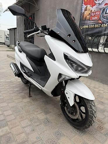 Тип скутера 150 куб. см, Бензин, Б/у at lalafo.kg Тип скутера 150 куб. см, Бензин, Б/у