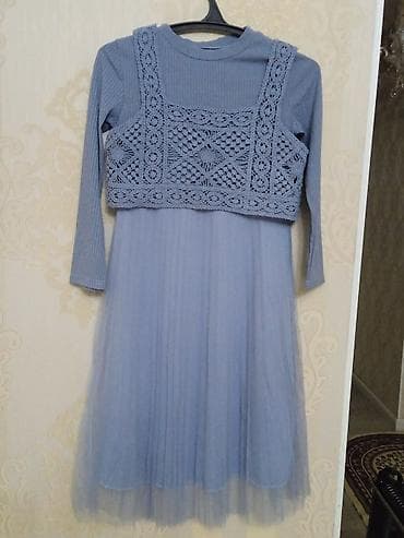 Продаю нарядные платья для девочки- подростка 10-12 лет. Цена 1100 at lalafo.kg Продаю нарядные платья для девочки- подростка 10-12 лет. Цена 1100