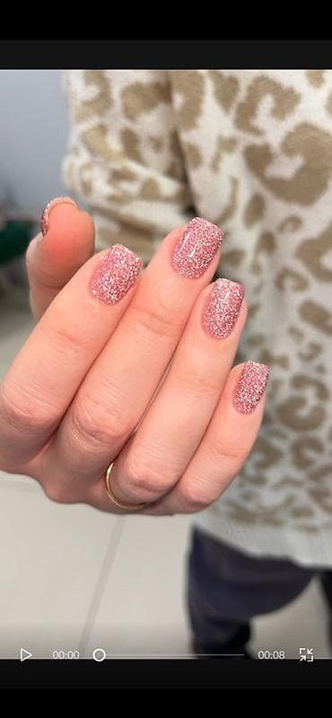 Покрытие гель лаком, Маникюр, С выездом на дом, Одноразовые расходные материалы at lalafo.kg Покрытие гель лаком, Маникюр, С выездом на дом, Одноразовые расходные материалы