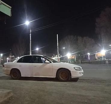 Tank: Белый седан Opel Omega B (дорестайлинг), правый руль отсутствует at lalafo.kg — 2 Tank: Белый седан Opel Omega B (дорестайлинг), правый руль отсутствует — 2