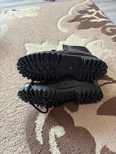 Новые Тактические/армейские берцы черного цвета. Турецкие. - Материал at lalafo.kg Новые Тактические/армейские берцы черного цвета. Турецкие. - Материал