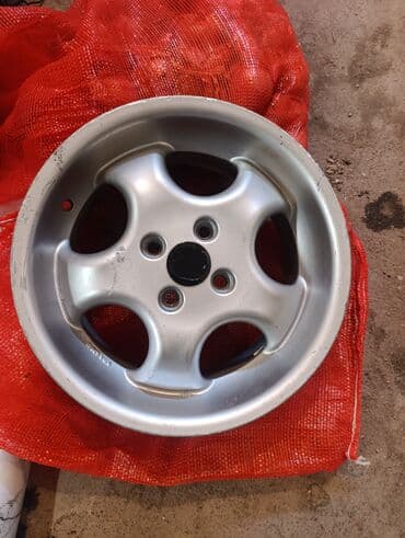 Литые Диски R 15 Borbet, Комплект, отверстий - 4, Б/у at lalafo.kg Литые Диски R 15 Borbet, Комплект, отверстий - 4, Б/у