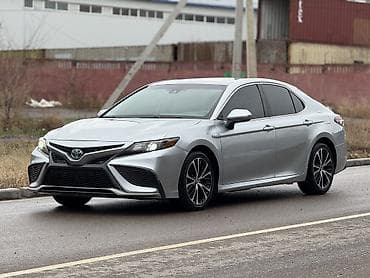 Toyota Camry: 2021 г., 2.5 л, Автомат, Гибрид, Седан at lalafo.kg Toyota Camry: 2021 г., 2.5 л, Автомат, Гибрид, Седан