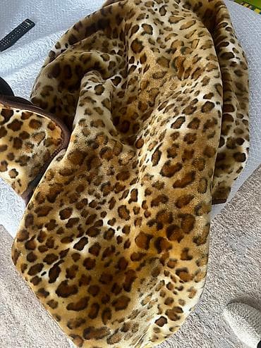 Сүлгүлөр: Плед, Корея, Колдонулган, Жүн, Бардык мезгилдер, Эки тараптуу lalafo.kg да — 2 Сүлгүлөр: Плед, Корея, Колдонулган, Жүн, Бардык мезгилдер, Эки тараптуу — 2