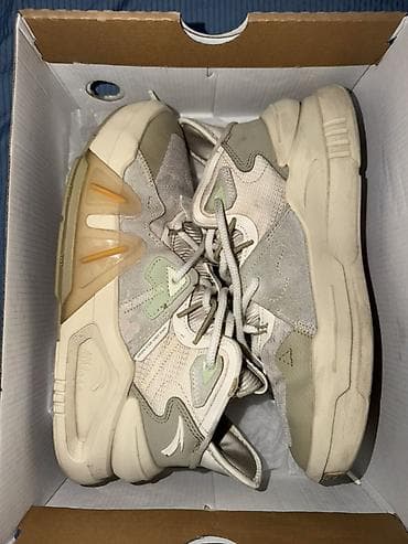 Кроссовки Li-Ning Wade (модель баскетбольной линейки Way of Wade). - at lalafo.kg Кроссовки Li-Ning Wade (модель баскетбольной линейки Way of Wade). -