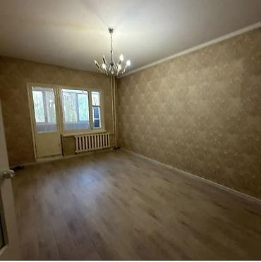 1 комната, 34 м², 105 серия, 2 этаж, Старый ремонт at lalafo.kg 1 комната, 34 м², 105 серия, 2 этаж, Старый ремонт