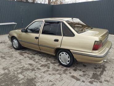 Daewoo Nexia: 2008 г., 1.6 л, Механика, Газ, Седан at lalafo.kg Daewoo Nexia: 2008 г., 1.6 л, Механика, Газ, Седан