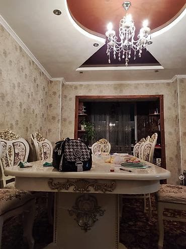 Стол и стул для зала, Б/у, цвет - Бежевый at lalafo.kg Стол и стул для зала, Б/у, цвет - Бежевый
