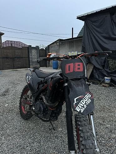 Эндуро/кросс мотоцикл 300см³ (ориентир по размеру и компоновке) at lalafo.kg Эндуро/кросс мотоцикл 300см³ (ориентир по размеру и компоновке)