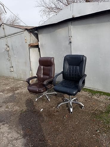 Офис шкафтары: Офис креслолор, Дөңгөлөктүү, түсү - Кара, Экокожа lalafo.kg да — 9 Офис шкафтары: Офис креслолор, Дөңгөлөктүү, түсү - Кара, Экокожа — 9