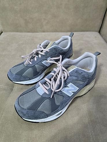 Мужские кроссовки, 44, New Balance, Новый, цвет - Серый at lalafo.kg Мужские кроссовки, 44, New Balance, Новый, цвет - Серый