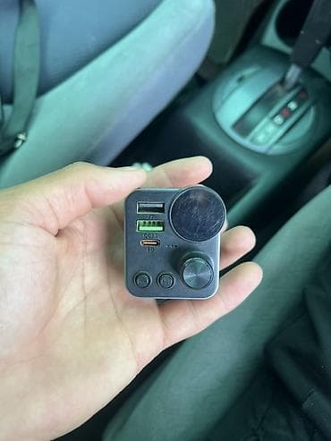 FM‑трансмиттер/автомобильный Bluetooth‑адаптер Hoco - Устанавливается at lalafo.kg FM‑трансмиттер/автомобильный Bluetooth‑адаптер Hoco - Устанавливается