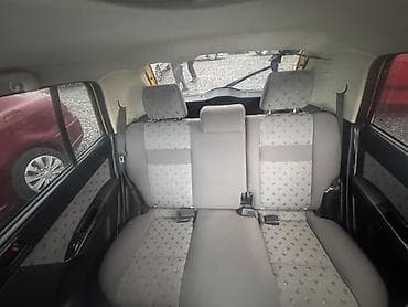 Hyundai Getz: 2004 г., 1.3 л, Механика, Бензин, Хэтчбэк at lalafo.kg — 9 Hyundai Getz: 2004 г., 1.3 л, Механика, Бензин, Хэтчбэк — 9