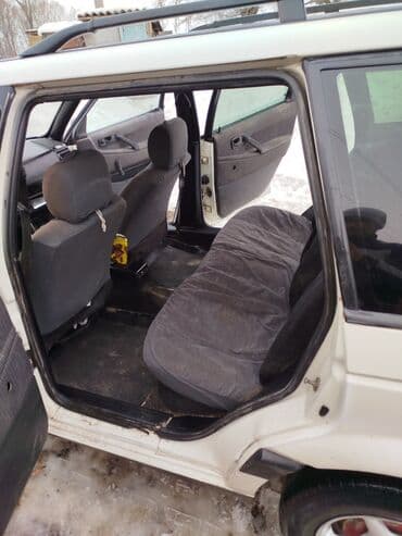 Volkswagen Passat Variant: 1991 г., 1.8 л, Механика, Бензин, Универсал at lalafo.kg Volkswagen Passat Variant: 1991 г., 1.8 л, Механика, Бензин, Универсал