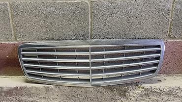 Решётка радиатора для автомобиля Mercedes Benz w211 до рестайлинг не at lalafo.kg Решётка радиатора для автомобиля Mercedes Benz w211 до рестайлинг не
