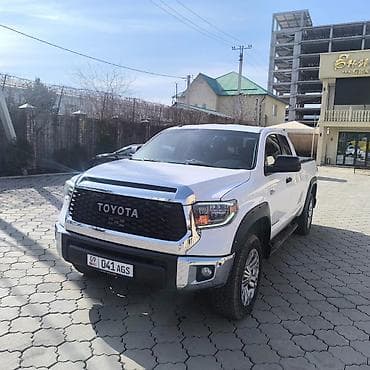 Toyota Тундра: 2017 г., 5.7 л, Автомат, Бензин, Пикап at lalafo.kg Toyota Тундра: 2017 г., 5.7 л, Автомат, Бензин, Пикап