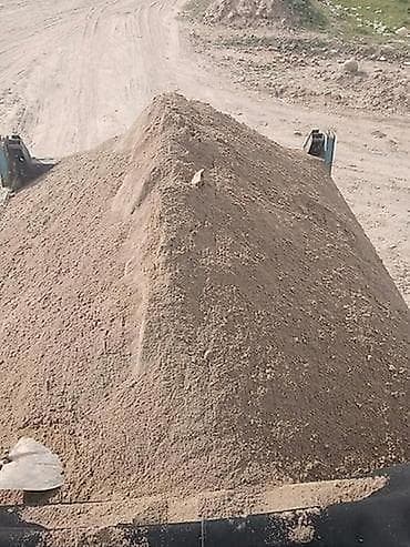 Песок карьерный (сухой, сыпучий), навалом. Фракция мелкая/средняя, без at lalafo.kg Песок карьерный (сухой, сыпучий), навалом. Фракция мелкая/средняя, без