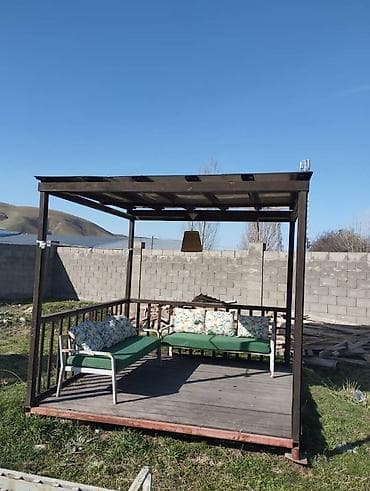 Металлочерепица темно-серого цвета, имитирующая классическую волновую at lalafo.kg Металлочерепица темно-серого цвета, имитирующая классическую волновую