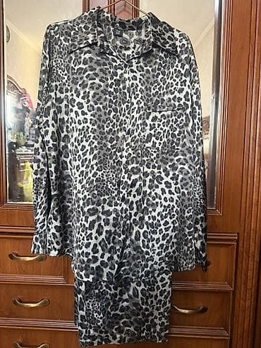 Комплект 2-ка Атлас с леопардовым принтом. - Формат: рубашка на at lalafo.kg Комплект 2-ка Атлас с леопардовым принтом. - Формат: рубашка на