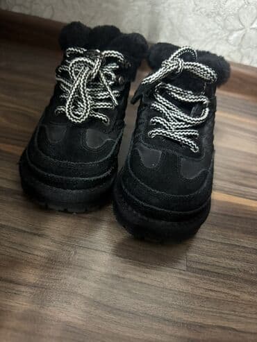 Детские зимние ботинки, цвет черный. - Теплая высокая отделка из at lalafo.kg Детские зимние ботинки, цвет черный. - Теплая высокая отделка из