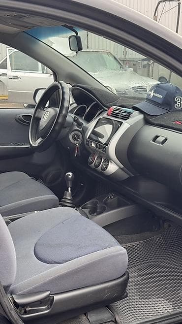 GAC: Honda Fit: 2003 г., 1.3 л, Автомат, Бензин, Хэтчбэк at lalafo.kg — 9 GAC: Honda Fit: 2003 г., 1.3 л, Автомат, Бензин, Хэтчбэк — 9