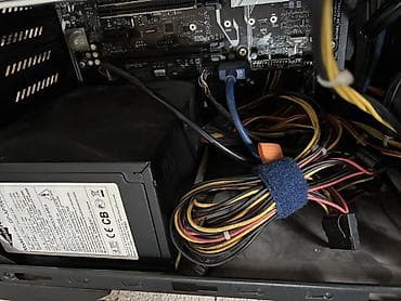 Блок питания, Б/у, 700 Вт, 700 Вт at lalafo.kg Блок питания, Б/у, 700 Вт, 700 Вт